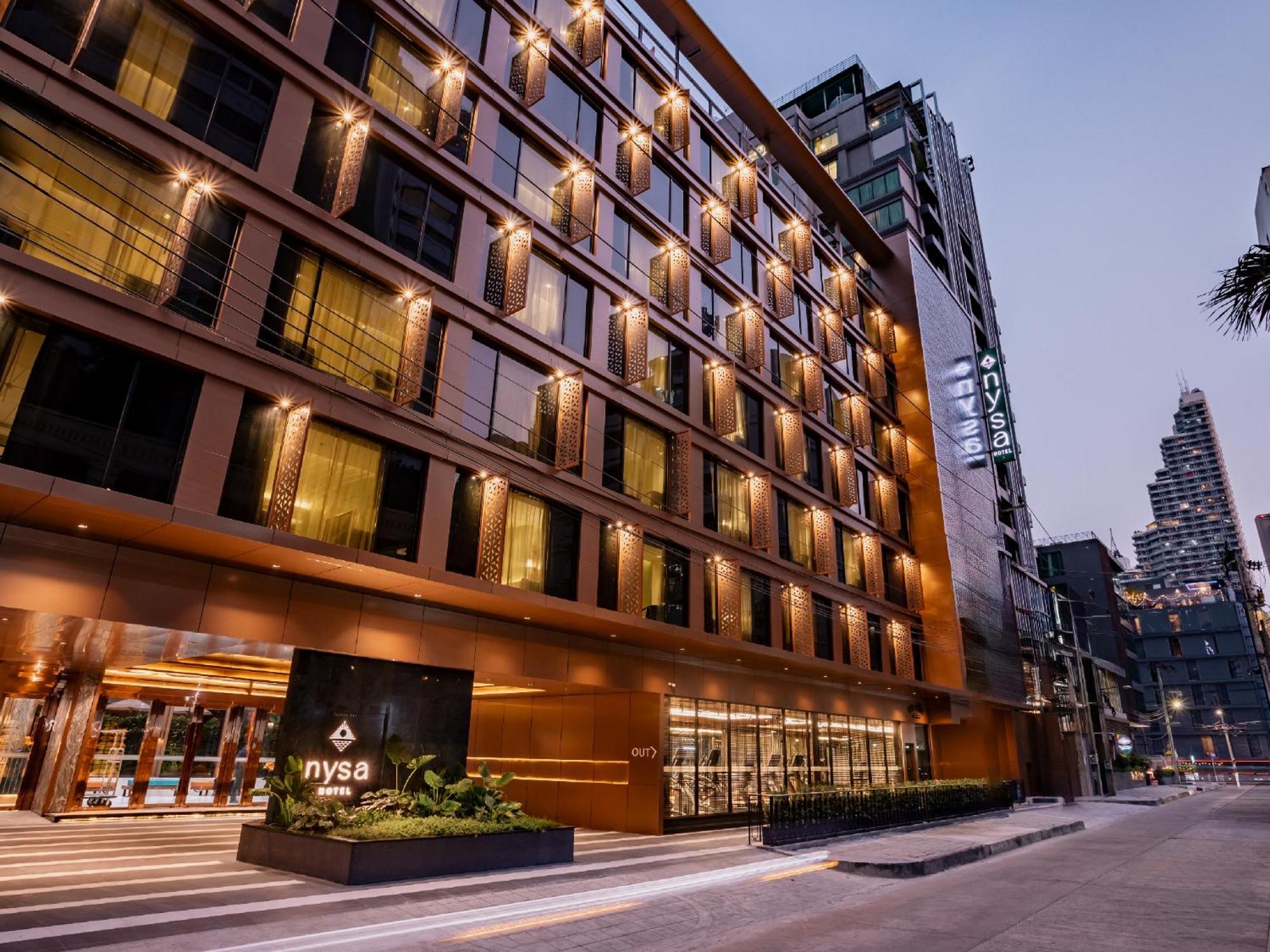 Nysa Hotel Bangkok Sukhumvit 11 Luaran gambar The hotel in 2016