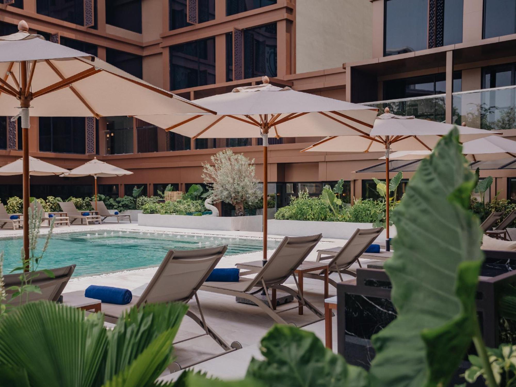 Nysa Hotel Bangkok Sukhumvit 11 Luaran gambar The pool at the hotel