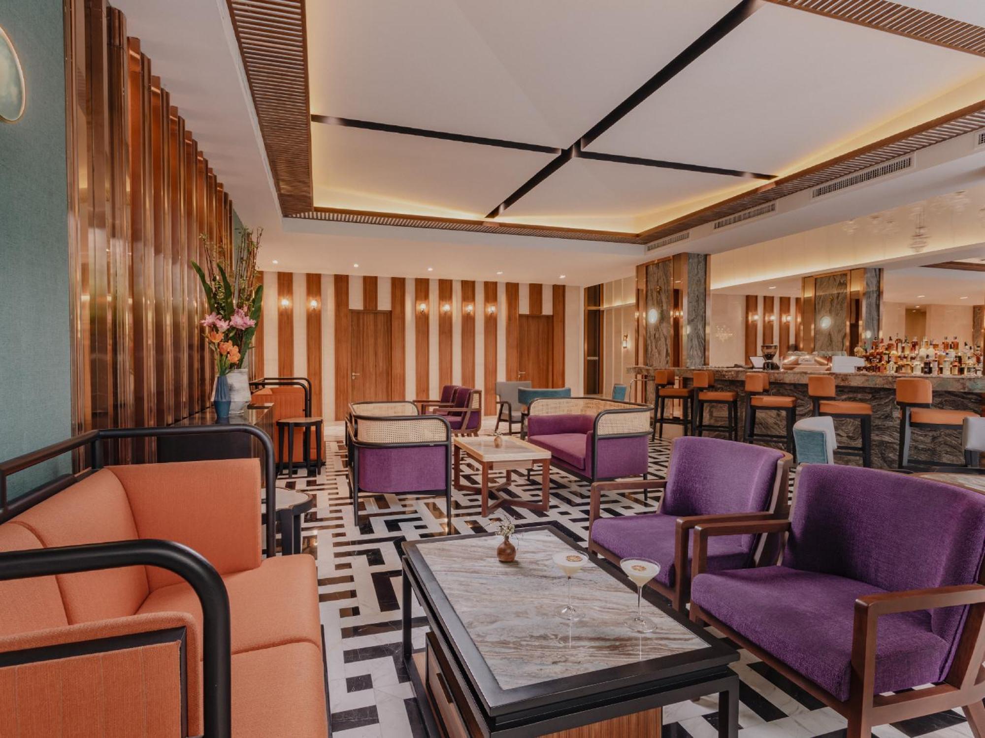 Nysa Hotel Bangkok Sukhumvit 11 Luaran gambar The lounge at the airport