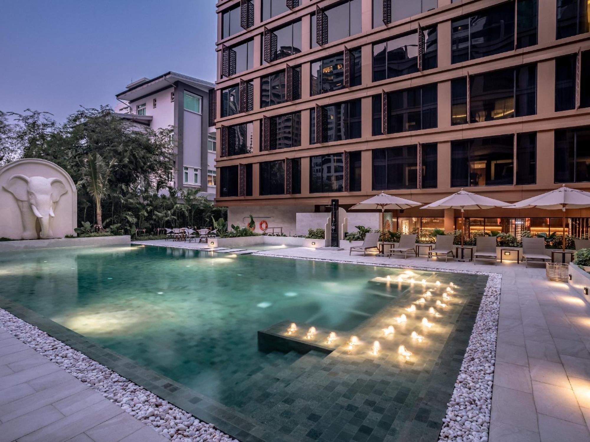 Nysa Hotel Bangkok Sukhumvit 11 Luaran gambar The hotel's pool